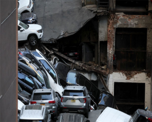 US: One dies in parking garage collapse in lower Manhattan