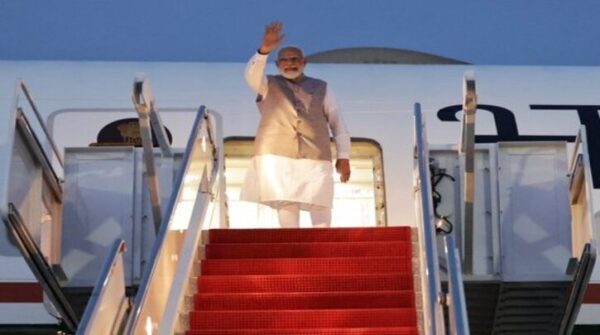 Prime Minister Narendra Modi described his visit to America as a success, said - a glorious journey started with the partnership of India and America - Prime Minister left for Egypt after the visit to America.