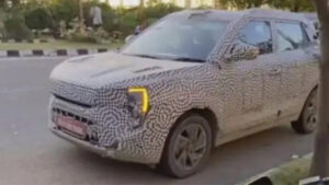 The Mahindra XUV300 facelift test mule was spotted with new alloy wheels and connected LED taillamps.