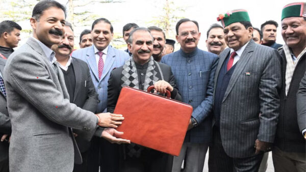 Chief Minister Sukhvinder Singh Sukhu presented the budget. - Photo: Diary Times