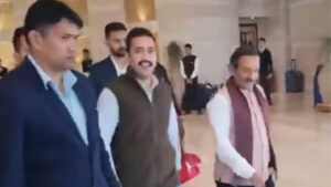 Minister Vikramaditya reached Delhi to meet rebel MLAs - Photo: Video Grab