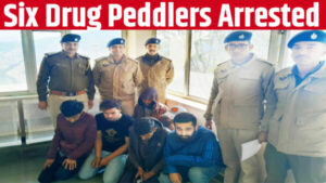 Six drug peddlers with police team