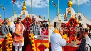 Congress candidate Vikramaditya Singh reached Shikari Devi temple to seek blessings