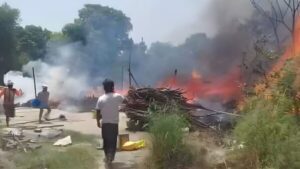 fire broke out in huts