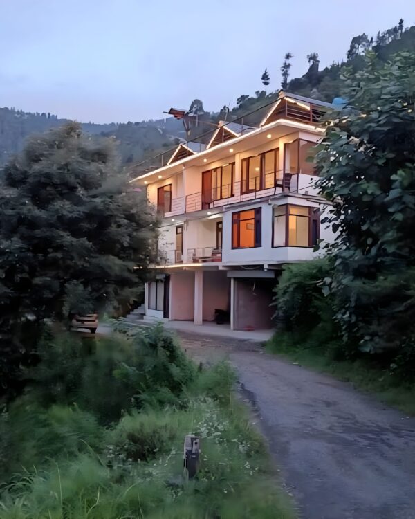 10 best Homestays in Shimla - Oak Tree Homestay (Narkanda)