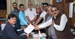 Delegation of Luhri Dam affected people met DC Shimla regarding their demands