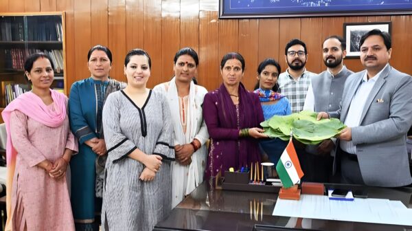 From July 14, langar will be available in Taur plates at Taradevi temple, the district administration has taken the decision, the Saksham Cluster Level Federation has been given the order to make five thousand plates