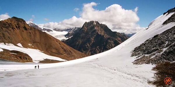 Pin parvati pass trek Image Credit: himalayanhikers.in