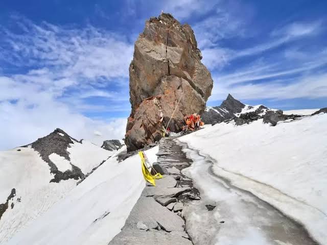 Shrikhand mahadev trek Image Credit: shikhar.com