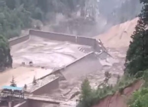 Cloudburst incident in Kullu: Police issued warning on rising rivers