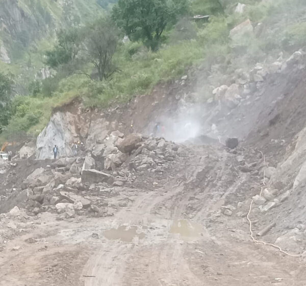 Highway collapse at Nigulsari cuts Kinnaur off from Shimla