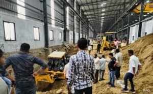 9 workers killed in wall collapse at construction site in Gujarat