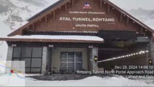 Snowfall at Atal Tunnel