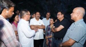 DEPUTY-CM-Photoroom
