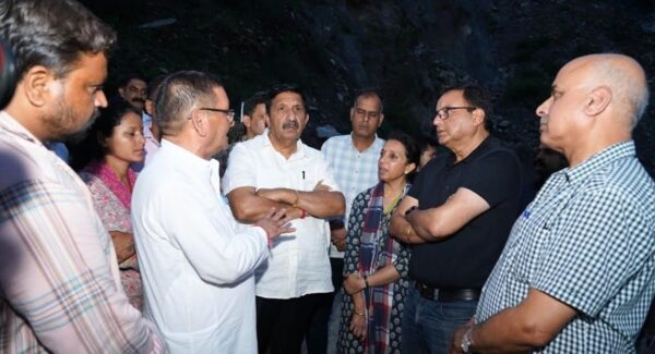 DEPUTY-CM-Photoroom