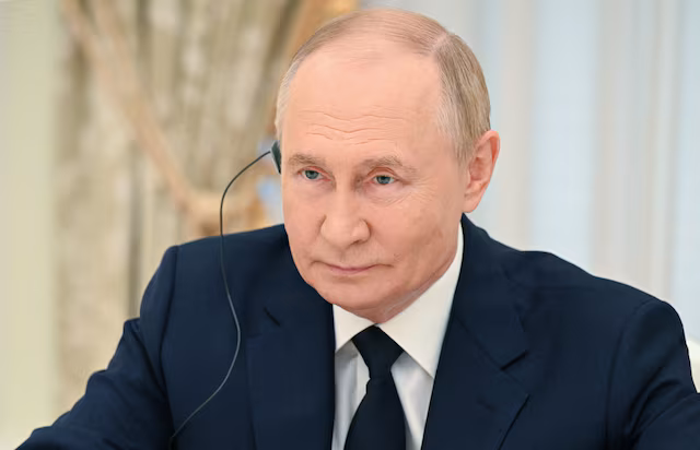 On Eve of China Visit, Putin Slams Western Trade Sanctions