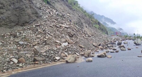 LANDSLIDE (1)-Photoroom
