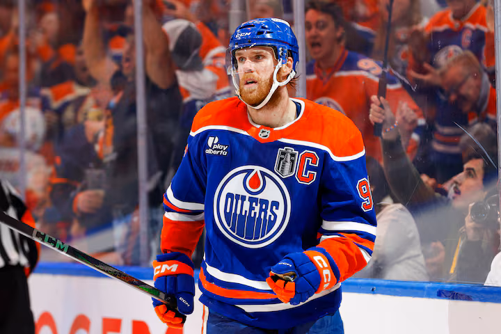 Oilers’ Captain Connor McDavid in No Rush Over Contract Extension Talks