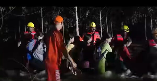 Kullu-Manali and Lahaul Valley Remain Cut Off for Second Day; Over 2,000 Vehicles Stranded