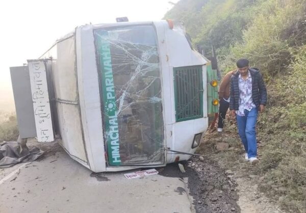 HRTC Bus Overturns in Rajgarh; Driver’s Quick Thinking Averts Major Tragedy