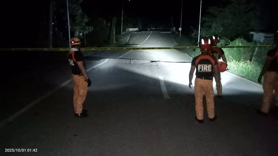 Powerful Earthquake in Central Philippines Kills Dozens