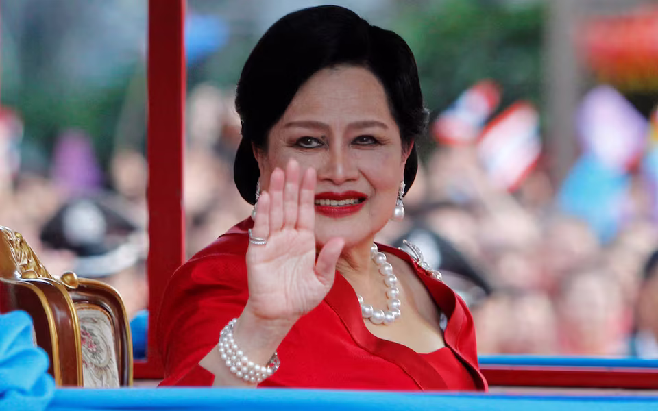 Thailand’s Queen Mother Sirikit, an Influential Style Icon, Dies at 93