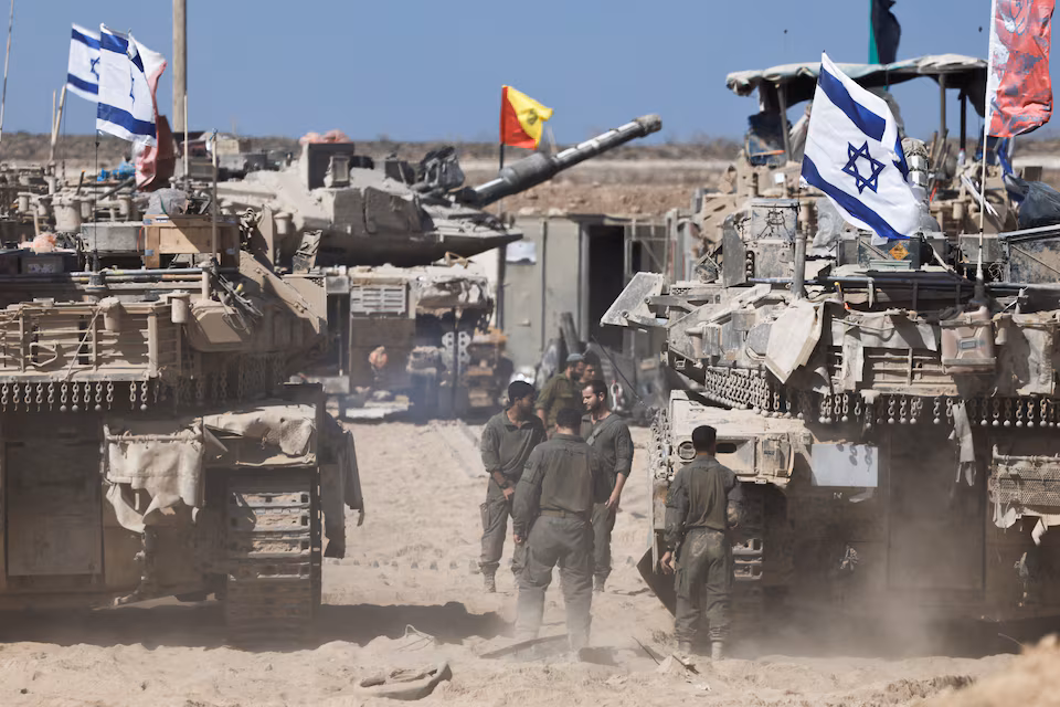 Israeli Strikes on Gaza Undermine Fragile Ceasefire Efforts