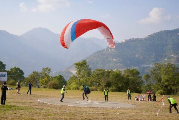 Chinese Paraglider Yang Chen Wins Gold at Shimla Flying Festival 2025