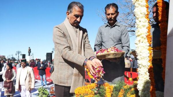 Congress pays tribute to Mahatma Gandhi, observes fast against ‘dilution’ of MGNREGA