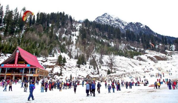 Snowfall & Rain to Continue in Himachal Pradesh Till March 29, Temperatures Set to Rise