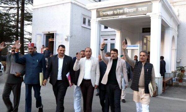 Himachal CM Sukhu Orders Vigilance Probe into ₹1,100 Cr Himcare Scheme, Targets BJP Over Alleged Irregularities