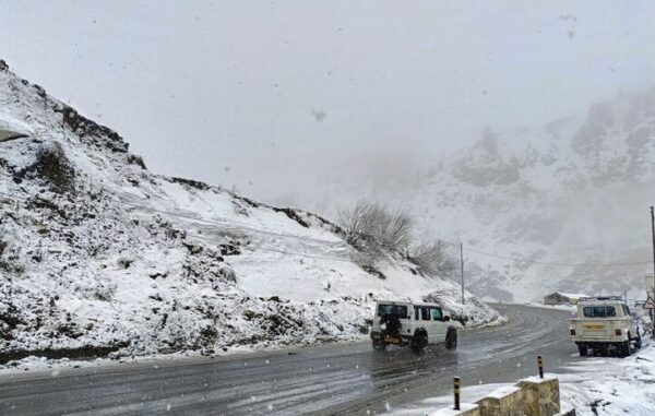 Snowfall Returns to Himachal’s Higher Reaches; Rain, Storm & Hail Alerts Issued Till April 4