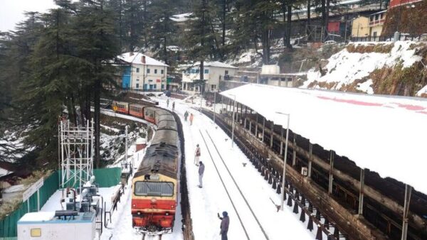 Himachal Pradesh Weather Alert: Heavy Snowfall, Rain & Hailstorm Likely Till April 19; Orange Warning Issued