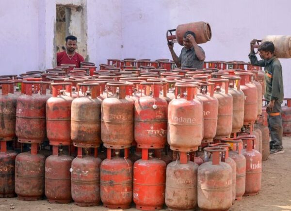 Shimla Administration Issues Advisory: Avoid Visiting Gas Agencies for LPG Cylinders Amid Supply Concerns