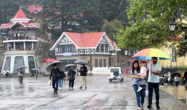 Fresh Rain & Snowfall Alert in Himachal Pradesh Till April 6; Temperature Likely to Drop Across State