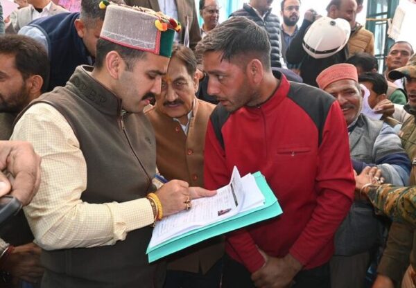 181 Public Complaints Addressed in Sundernagar Camp as Vikramaditya Singh Pushes ‘Government at Doorstep’ Initiative