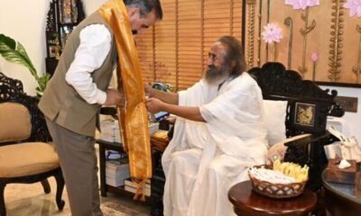 Himachal CM Sukhvinder Singh Sukhu Holds Key Talks With Sri Sri Ravi Shankar on Natural Farming and Cow Welfare