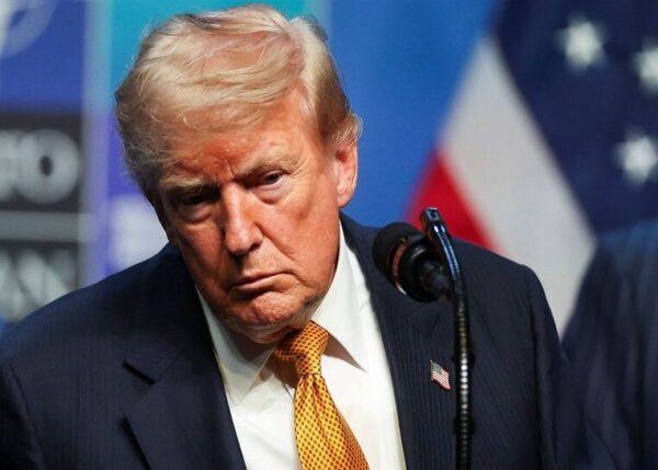 Trump Warns Iran of ‘Massive Bombing’ if Assassination Plot Succeeds, Says He Left Clear Instructions